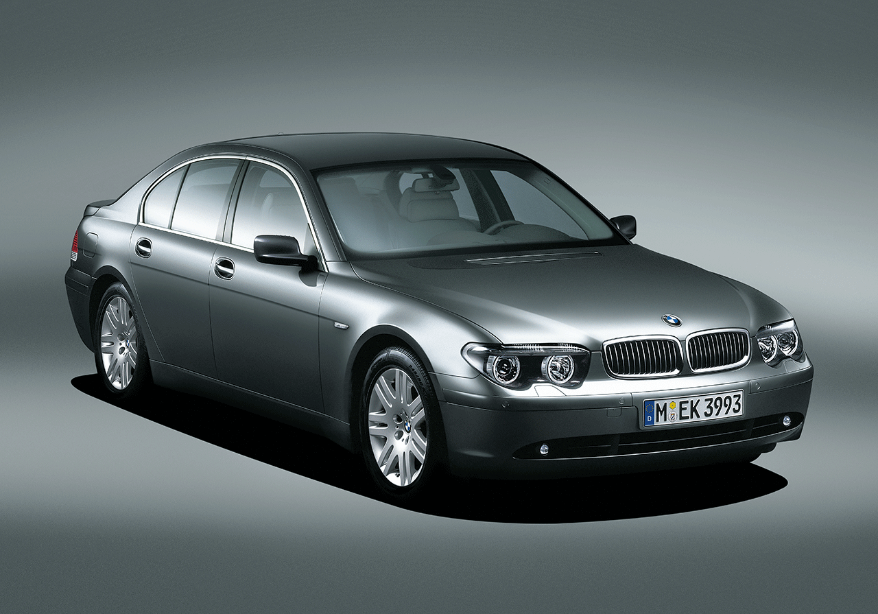 BMW 745i (E65)