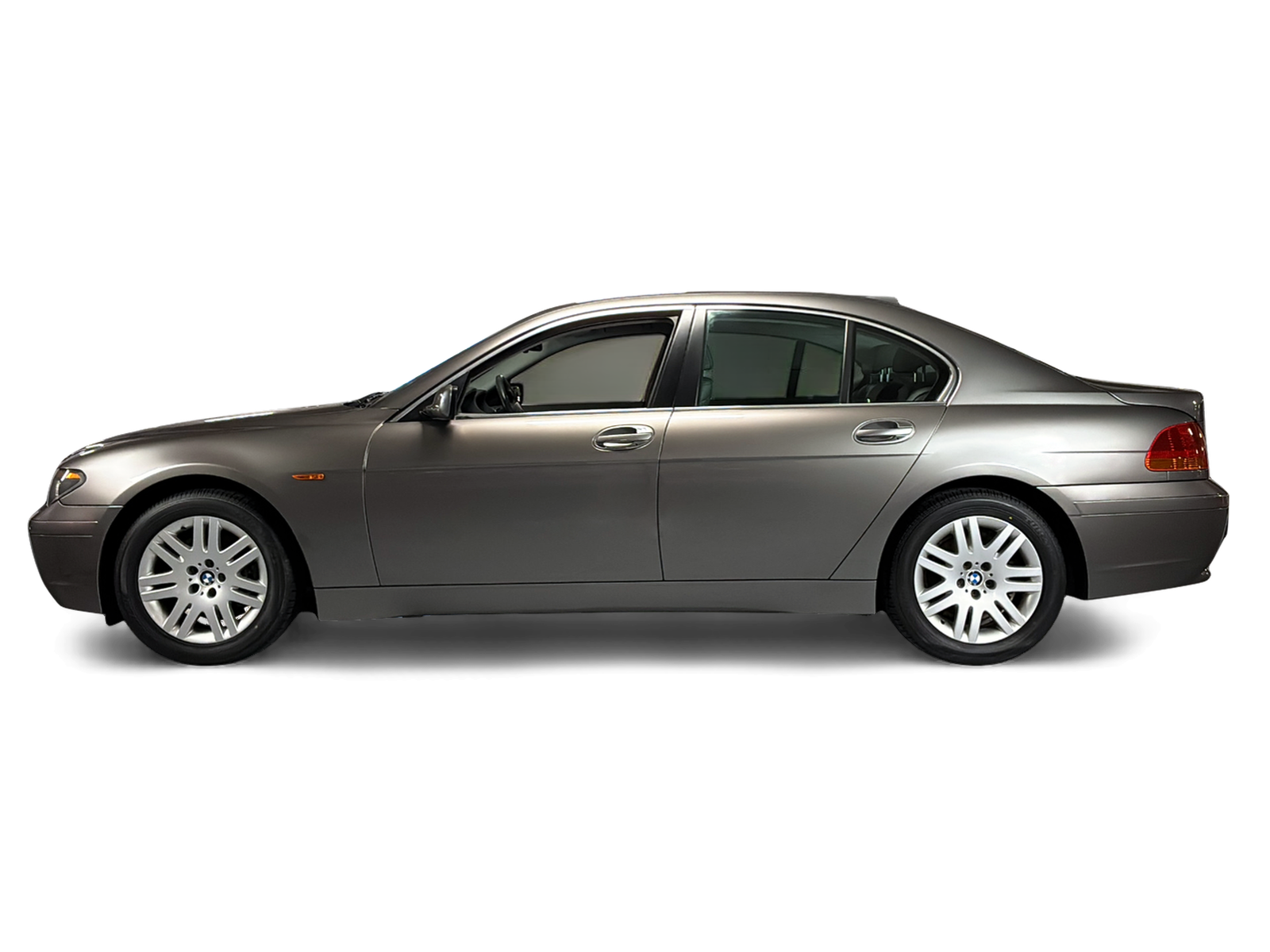 BMW 7 Series Sedan (E65)