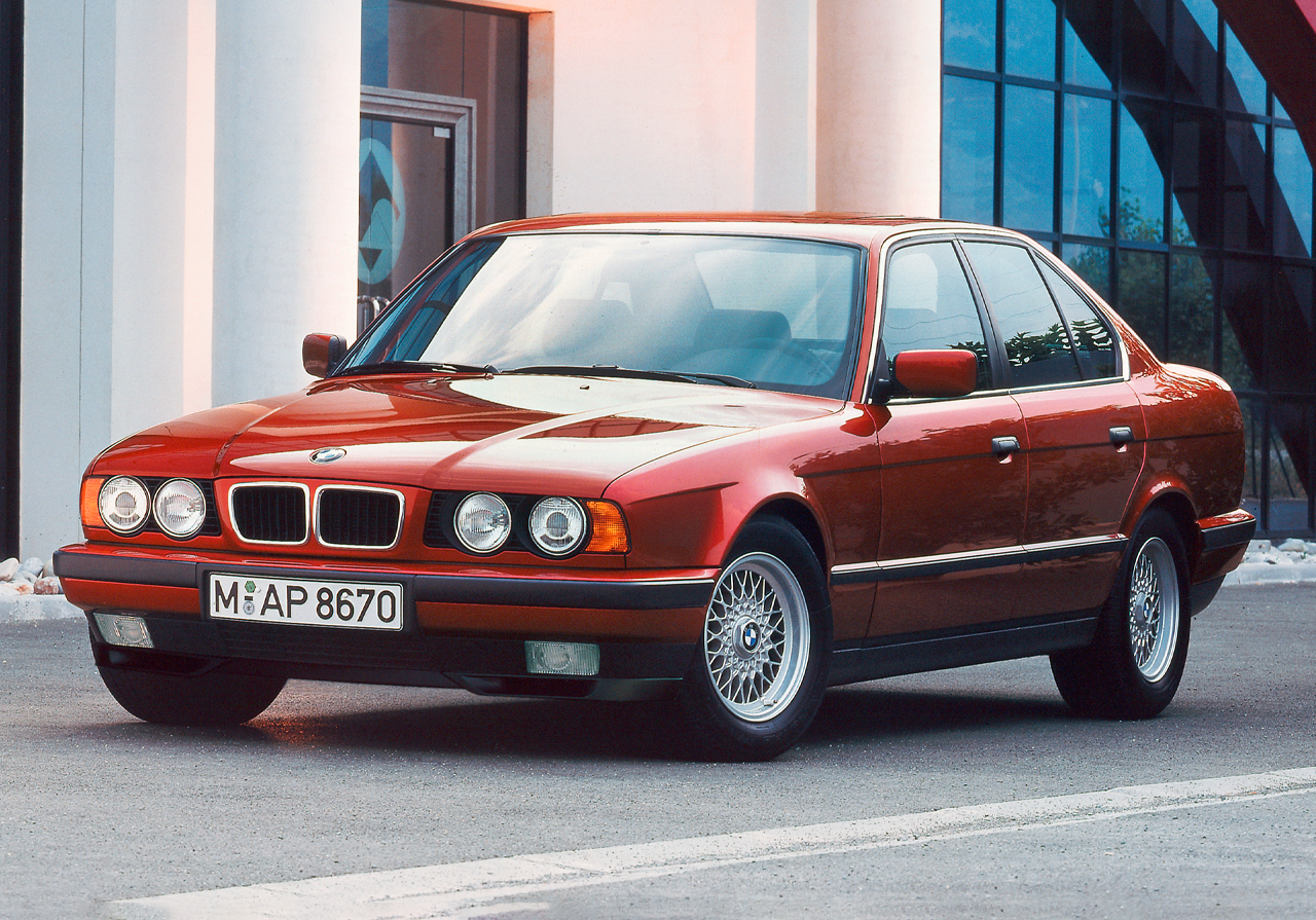 BMW 530i (E34), eight-cylinder