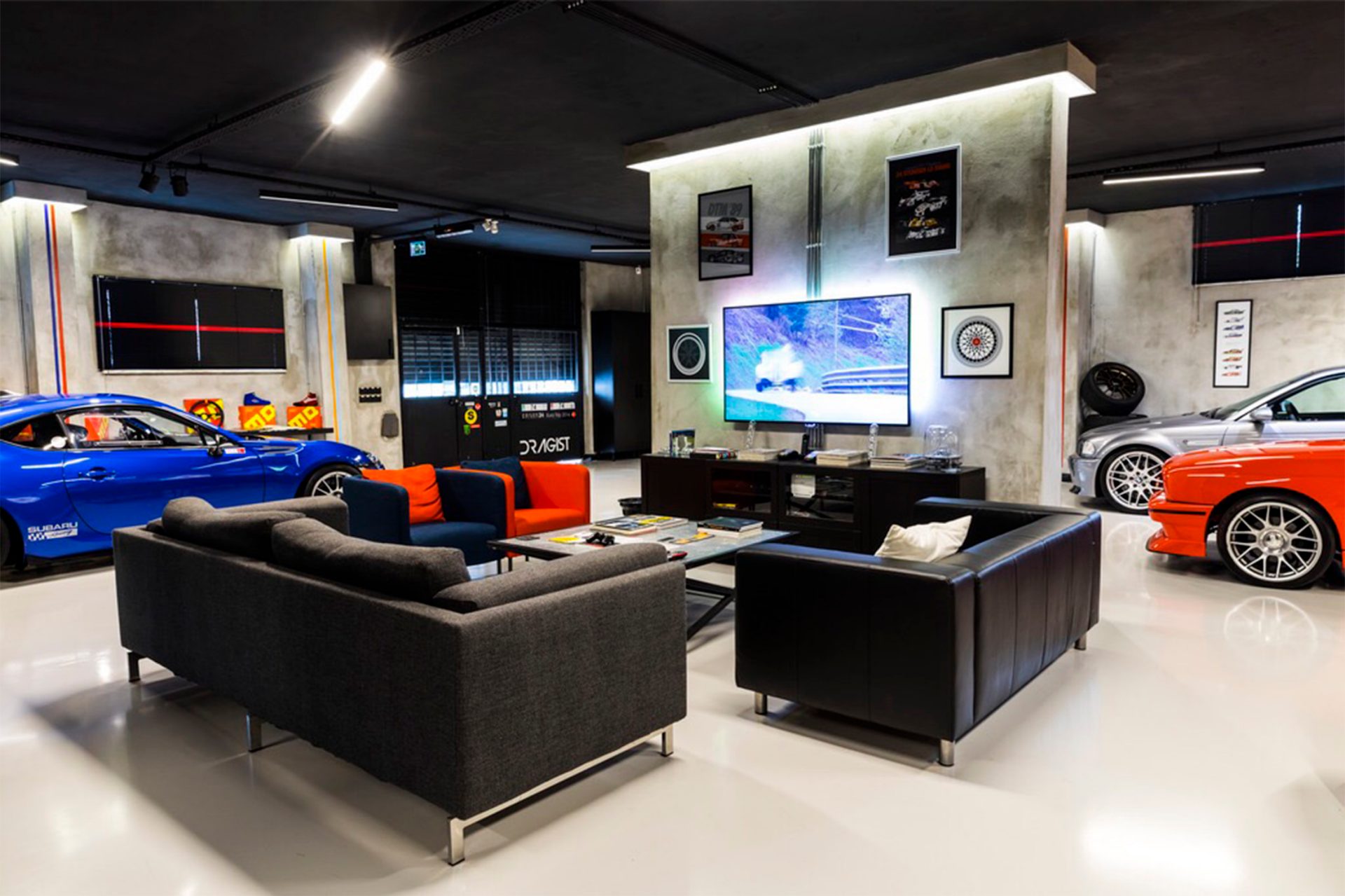 Schöner wohnen in Istanbul – das Traumwohnzimmer eines jeden Petrolheads.