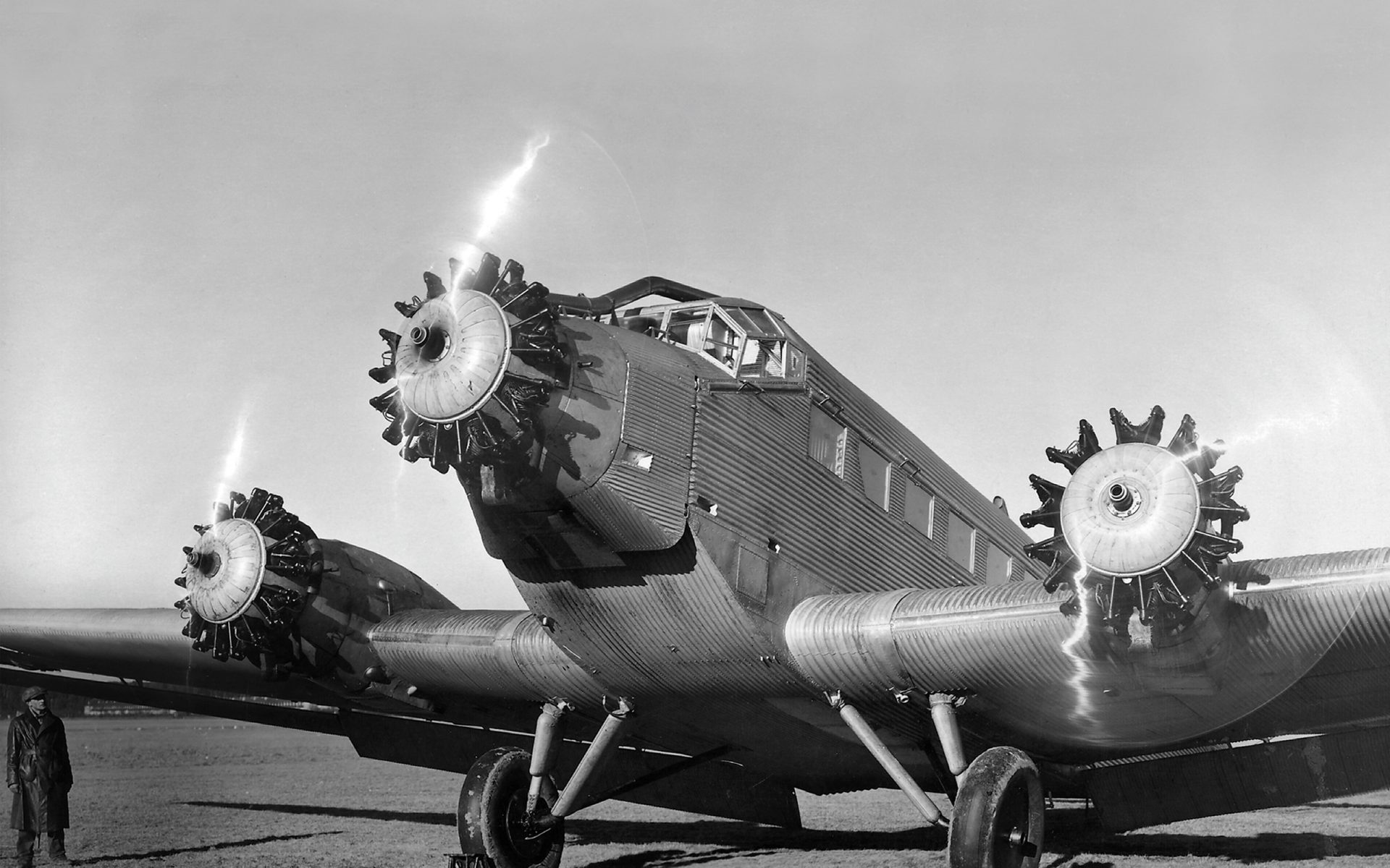 1934: Flugzeugmotor der BMW Group für Lufthansa-Maschine.