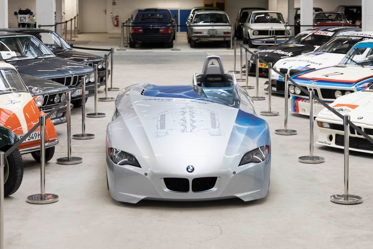 BMW H2R