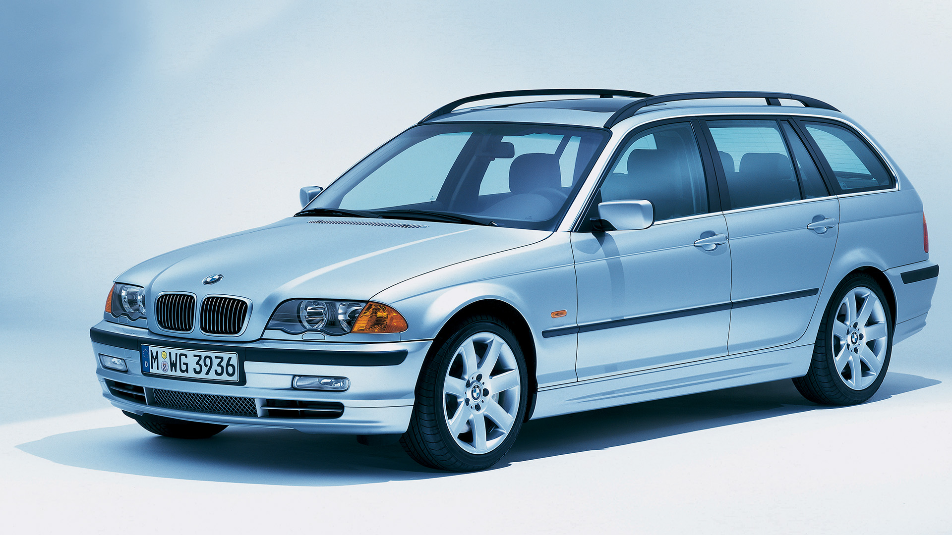 Seitenansicht eines 3er BMW Kombis der vierten Generation