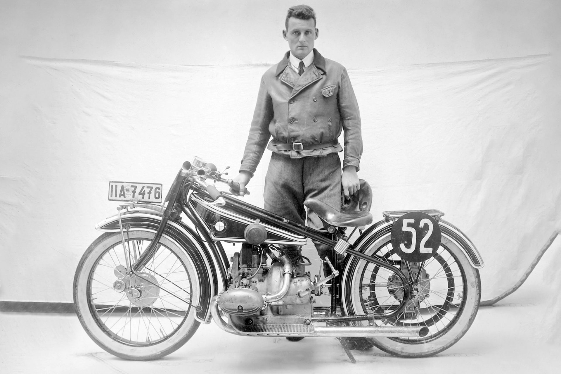 BMW R37