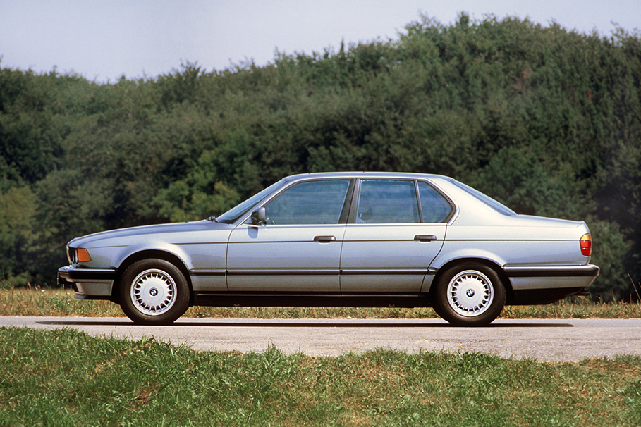 BMW E32