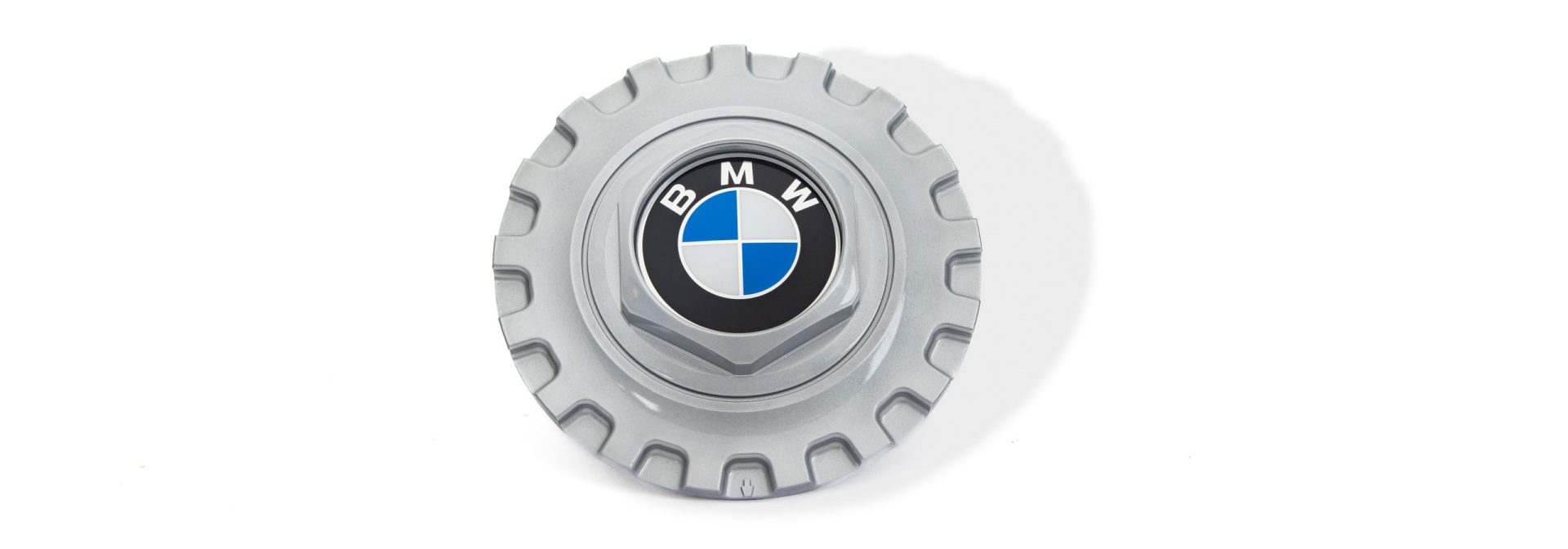 BMW Classic reproduction hub cap