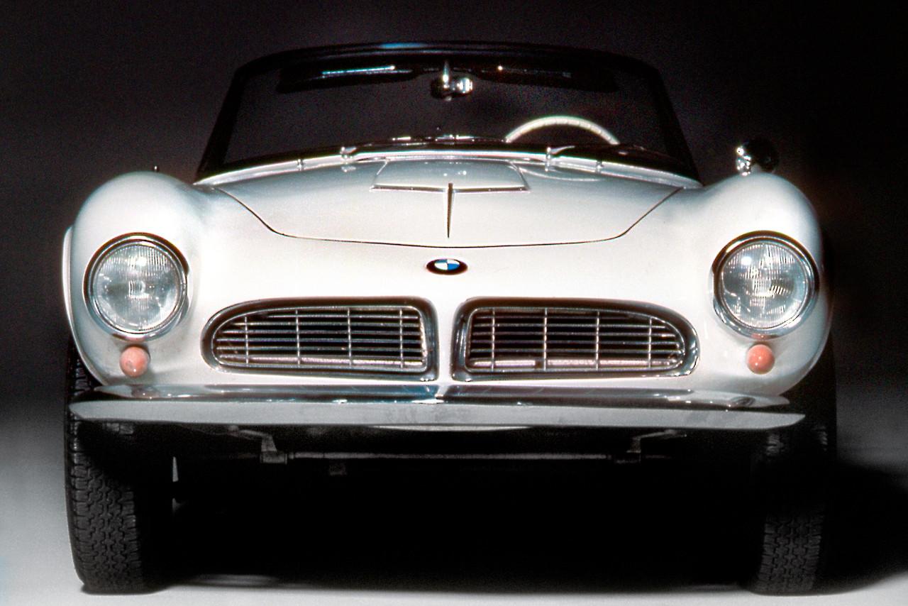 white BMW 507